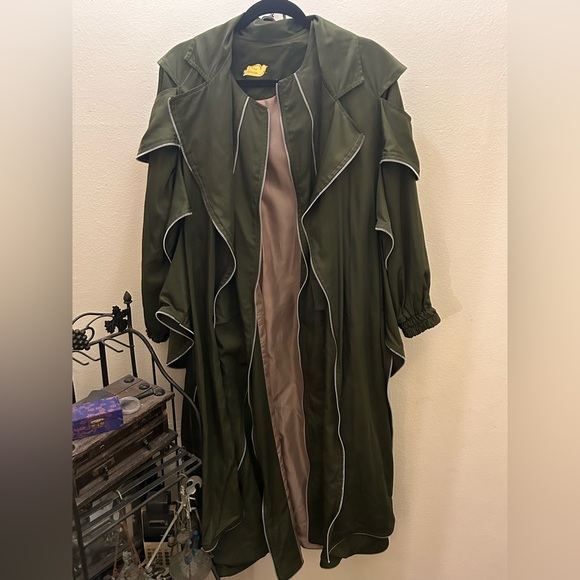 Unique 2 piece coat olive toned coat